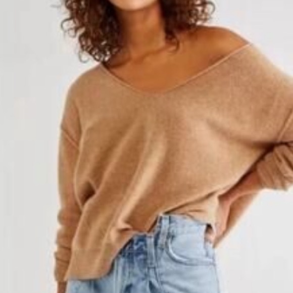 Free People Tan Long Sleeve Cashmere Sweater Sz XS Women - Picture 1 of 7